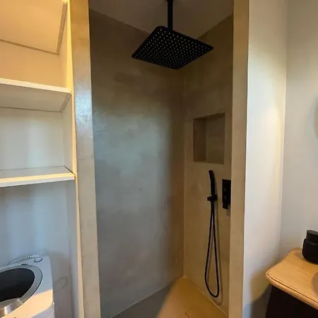 Sur Les Toits De - Hypercentre Φονταινεμπλώ