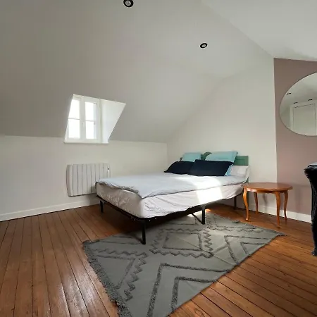 Sur Les Toits De - Hypercentre * Φονταινεμπλώ